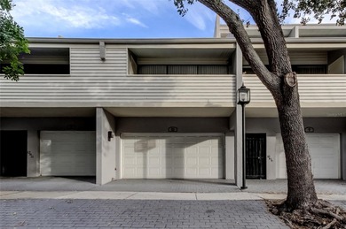 Beach Townhome/Townhouse For Sale in St. Petersburg, Florida