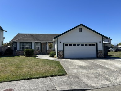 Beach Home For Sale in Fortuna, California