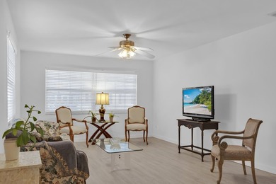 Beach Condo For Sale in Boynton Beach, Florida