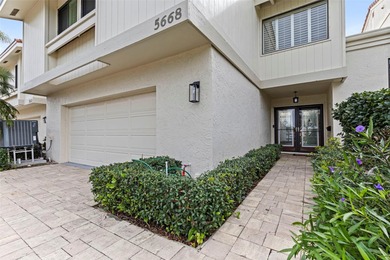 Beach Townhome/Townhouse For Sale in St. Petersburg, Florida
