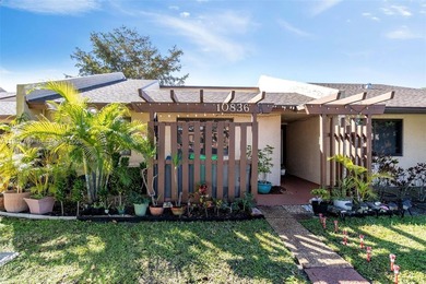 Beach Townhome/Townhouse For Sale in Sunrise, Florida