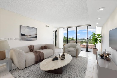 Beach Condo For Sale in Aventura, Florida