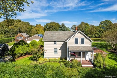 Beach Home For Sale in Cutchogue, New York