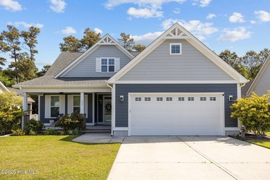 Beach Home For Sale in Beaufort, North Carolina