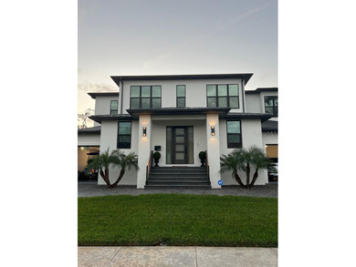 Beach Home For Sale in St. Petersburg, Florida