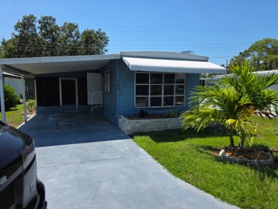 Beach Home For Sale in Ruskin, Florida