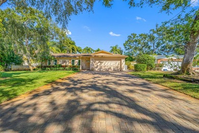 Beach Home For Sale in St. Petersburg, Florida