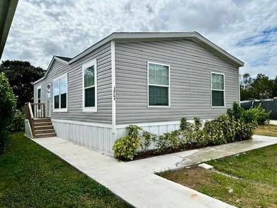 Beach Home For Sale in Boynton Beach, Florida