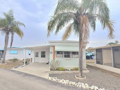 Beach Home For Sale in St. Petersburg, Florida