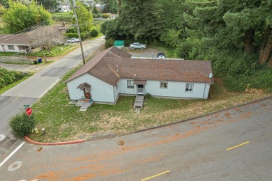 Beach Home For Sale in Blue Lake, California