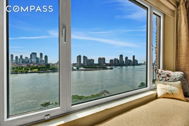 Beach Condo For Sale in New York, New York