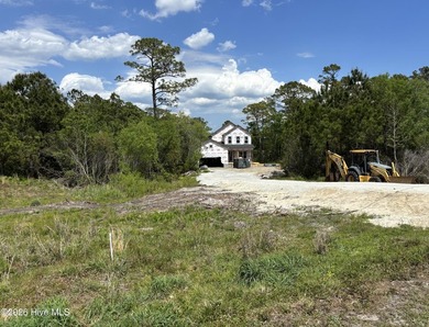 Beach Home For Sale in Hubert, North Carolina