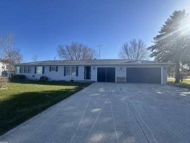 Beach Home For Sale in Caseville, Michigan