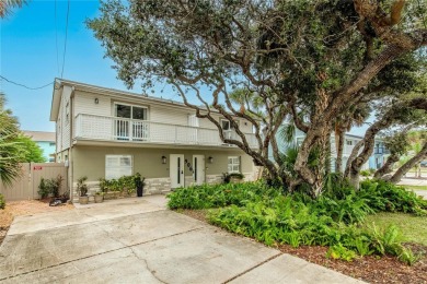 Beach Townhome/Townhouse For Sale in New Smyrna Beach, Florida