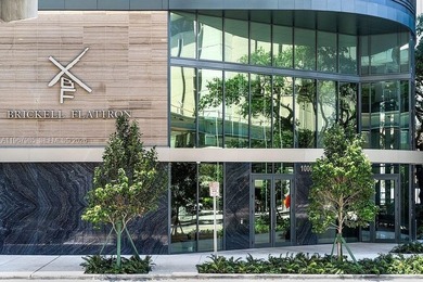 Beach Condo For Sale in Miami, Florida