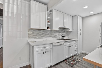 Beach Condo For Sale in Deerfield Beach, Florida