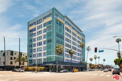 Beach Condo For Sale in Marina Del Rey, California