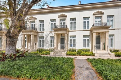 Beach Townhome/Townhouse For Sale in Coral Gables, Florida