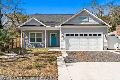 Beach Home For Sale in Oak Island, North Carolina