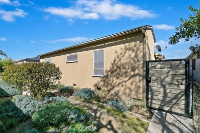 Beach Townhome/Townhouse For Sale in Long Beach, California