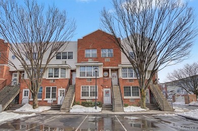 Beach Condo For Sale in Bronx, New York