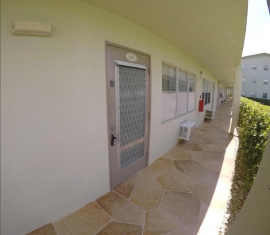 Beach Condo For Sale in Boca Raton, Florida