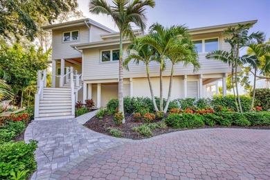 Beach Home For Sale in Sarasota, Florida