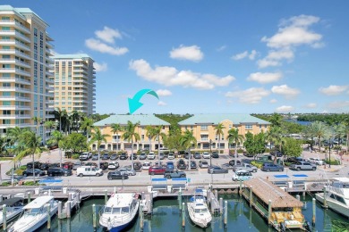 Beach Townhome/Townhouse For Sale in Boynton Beach, Florida