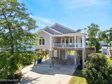 Beach Home For Sale in Oak Island, North Carolina