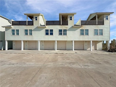 Beach Townhome/Townhouse Sale Pending in Port Aransas, Texas