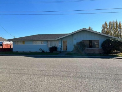 Beach Home For Sale in Fortuna, California