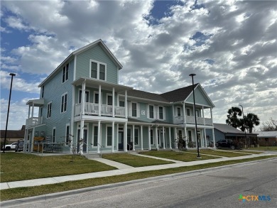 Beach Apartment For Sale in Port Lavaca, Texas