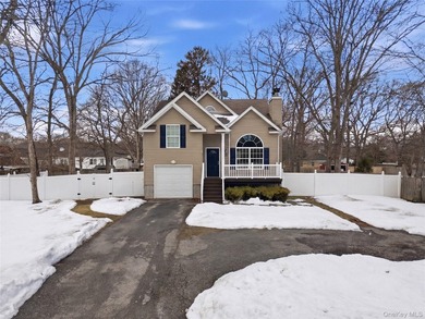 Beach Home Sale Pending in Shirley, New York