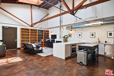 Beach Condo For Sale in Marina Del Rey, California