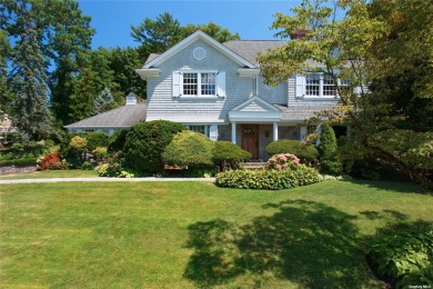 Beach Home Sale Pending in Manhasset, New York