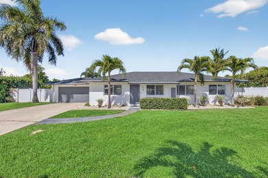 Beach Home For Sale in Boynton Beach, Florida