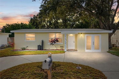 Beach Home Sale Pending in Largo, Florida