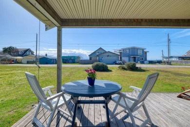 Beach Home For Sale in Point Roberts, Washington