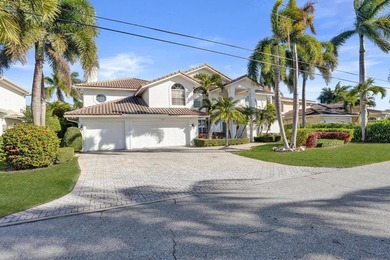 Beach Home For Sale in Boca Raton, Florida