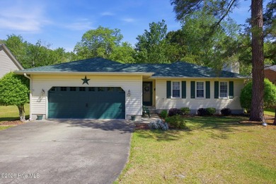 Beach Home For Sale in New Bern, North Carolina