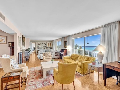 Beach Condo For Sale in South Palm Beach, Florida