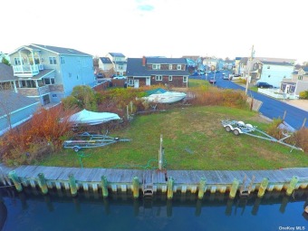 Beach Lot Off Market in Seaford, New York