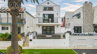 Beach Home Sale Pending in Huntington Beach, California