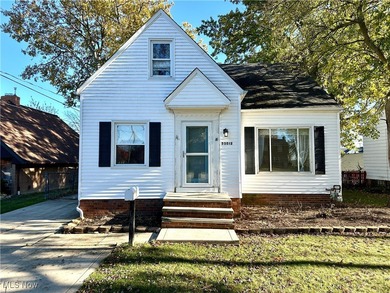 Beach Home Sale Pending in Willowick, Ohio