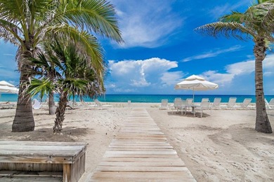 Beach Condo For Sale in Palm Beach, Florida