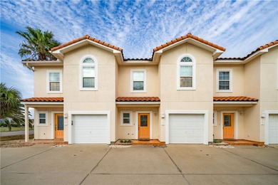 Beach Townhome/Townhouse Sale Pending in Corpus Christi, Texas