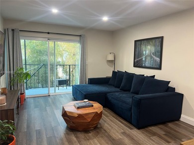 Beach Condo For Sale in Sunny Isles Beach, Florida