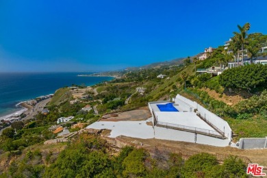Beach Lot For Sale in Malibu, California
