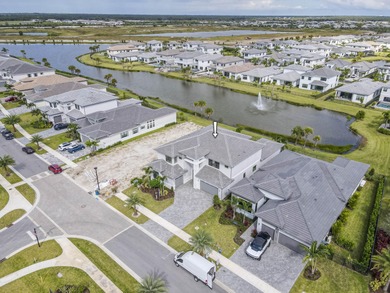 Beach Home For Sale in Palm Beach Gardens, Florida