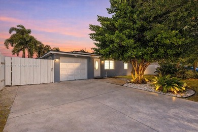 Beach Home For Sale in Lake Worth, Florida